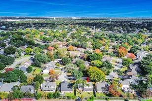 1450 Country Park Dr, Katy, TX 77450 - Photo 9