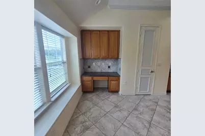 15202 Scenic Forest Drive, Conroe, TX 77384 - Photo 9