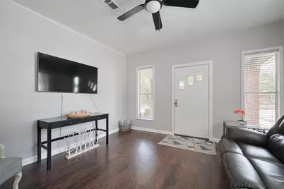 4401 Canal Street, Houston, TX 77011 - Photo 9