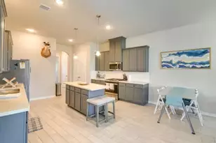 1111 San Jacinto St, La Porte, TX 77571 - Photo 9