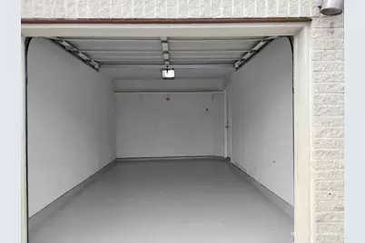 5941 South Loop E #104, Houston, TX 77033 - Photo 25