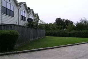 5941 S Loop E, Houston, TX 77033 - Photo 29