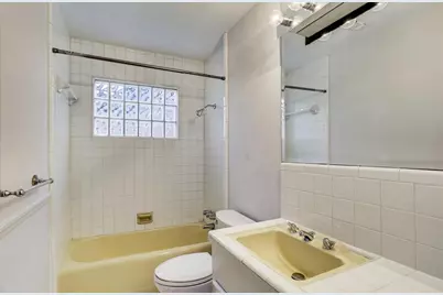 5615 Arboles Drive, Houston, TX 77035 - Photo 3