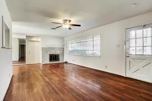 5615 Arboles Dr, Houston, TX 77035 - Photo 5