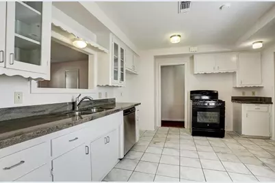 5615 Arboles Drive, Houston, TX 77035 - Photo 7