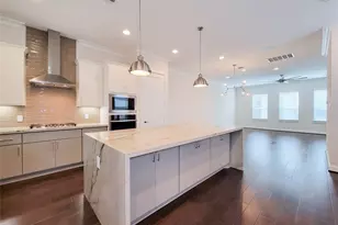 845 Fisher St, Houston, TX 77018 - Photo 13