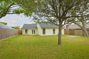 4647 Glenvillage St, Houston, TX 77084 - Photo 37