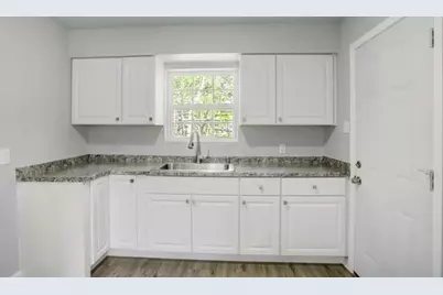 5123 Peachtree Street #1/2, Houston, TX 77016 - Photo 3