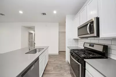 7806 Cattleman Valley Drive, Rosharon, TX 77583 - Photo 15