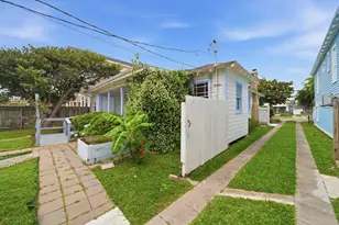 4217 Ave T 1/2, Galveston, TX 77550 - Photo 33