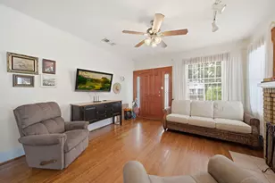 4217 Ave T 1/2, Galveston, TX 77550 - Photo 9