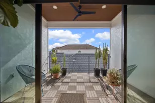 613 Jackson Hill St, Houston, TX 77007 - Photo 19