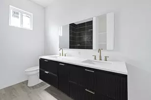 7939 Goode St, Houston, TX 77012 - Photo 11