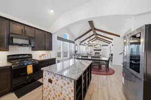 1480 Foshee Ct, Alvin, TX 77511 - Photo 11