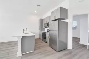 706 Morris, Houston, TX 77009 - Photo 9