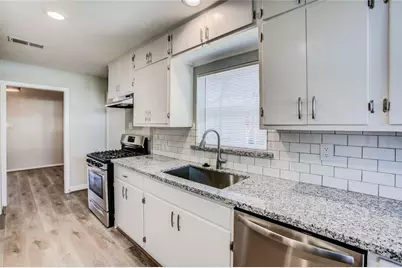 4137 Woodfin Street, Houston, TX 77025 - Photo 9