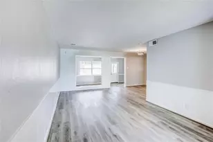 4137 Woodfin St, Houston, TX 77025 - Photo 3