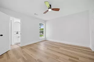 13834 Sheri Hollow Ln, Houston, TX 77082 - Photo 33