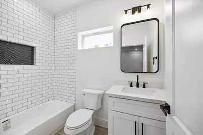 2015 Brackenridge Street #B, Houston, TX 77026 - Photo 5