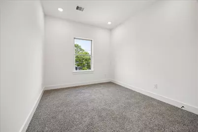 2015 Brackenridge Street #B, Houston, TX 77026 - Photo 11