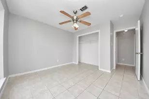 115 Squires Bend, Stafford, TX 77477 - Photo 25
