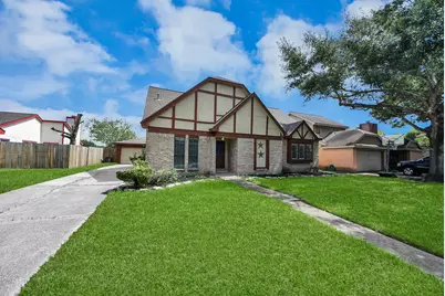 115 Squires Bend, Stafford, TX 77477 - Photo 3