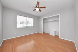 115 Squires Bend, Stafford, TX 77477 - Photo 11