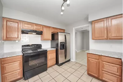 115 Squires Bend, Stafford, TX 77477 - Photo 39