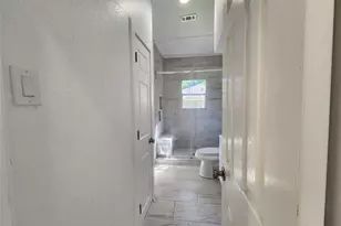 2706 1/2 Berry St, Houston, TX 77004 - Photo 13