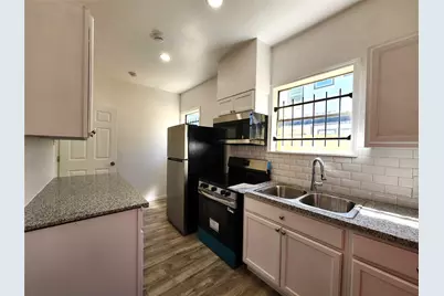 2706 1/2 Berry Street, Houston, TX 77004 - Photo 3