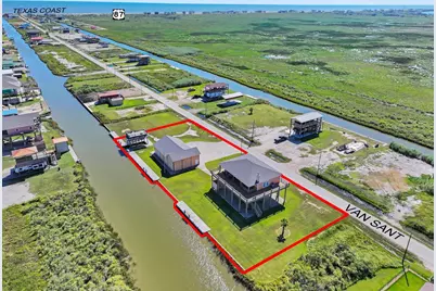 1332 Van Sant, Gilchrist, TX 77617 - Photo 3