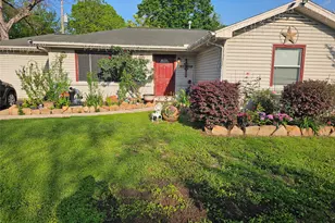 213 Linda St, Deer Park, TX 77536 - Photo 1