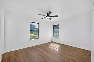 1019 Creager St, Houston, TX 77034 - Photo 19