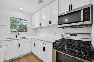 1019 Creager St, Houston, TX 77034 - Photo 11