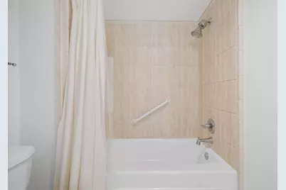 642 S Ripple Creek Drive #642, Houston, TX 77057 - Photo 9
