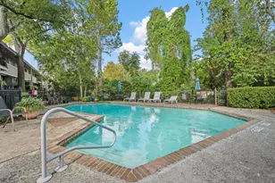 642 S Ripple Creek Dr, Houston, TX 77057 - Photo 19