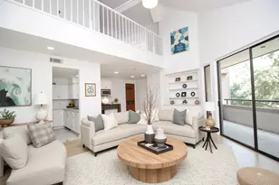 5210 Weslayan St, Houston, TX 77005 - Photo 1