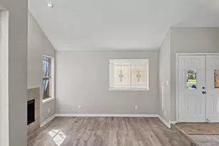 12803 Kittybrook Ln, Houston, TX 77071 - Photo 3