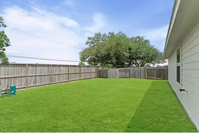 236 Bennett Loop, Angleton, TX 77515 - Photo 27