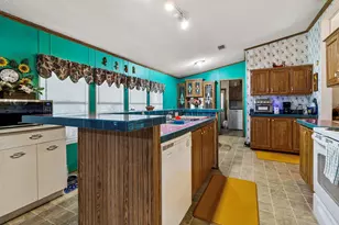 320 Carolyn Dr, Livingston, TX 77351 - Photo 15