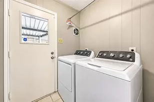 11323 Sagetrail Dr, Houston, TX 77089 - Photo 7