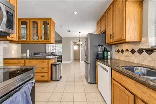 11323 Sagetrail Dr, Houston, TX 77089 - Photo 13