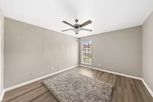 9090 S Braeswood Blvd, Houston, TX 77074 - Photo 13