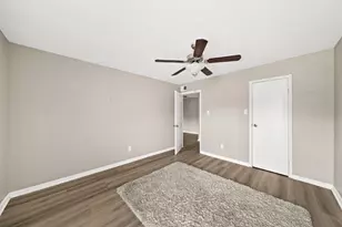 9090 S Braeswood Blvd, Houston, TX 77074 - Photo 15