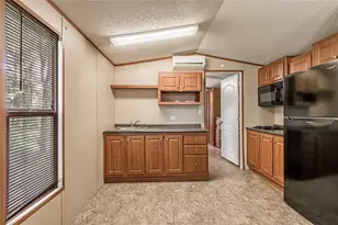 25 Starlite Dr, Huntsville, TX 77320 - Photo 7