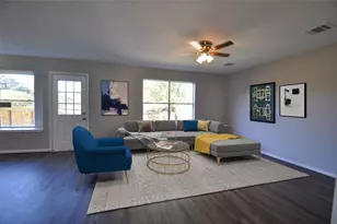 2113 Whittier Dr, Houston, TX 77032 - Photo 3