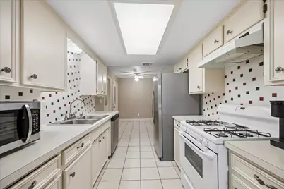 13626 Greenridge Drive, Sugar Land, TX 77498 - Photo 3