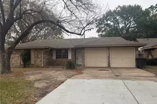 6439 Deirdre Anne Dr, Houston, TX 77088 - Photo 1