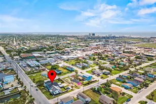 6203 Heards Ln, Galveston, TX 77551 - Photo 3