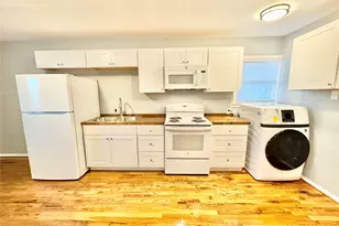 6203 Heards Ln, Galveston, TX 77551 - Photo 11